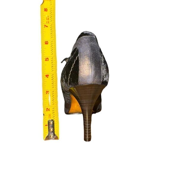 Kenneth Cole Black Suede With Ankle Strap Women's Sz 10 Great Condition - Picture 5 of 10